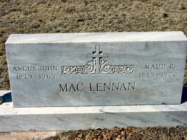 Photo of headstones/Angus John Mac Lennan d1965 Cape Breton hdstn